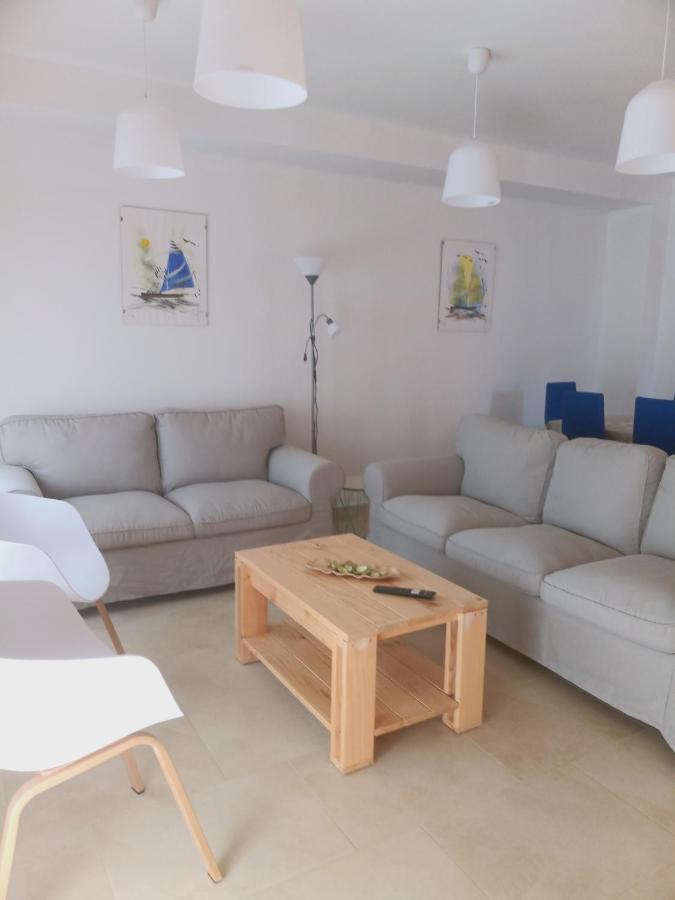 Chalet Amplio Con Jardin Y Zona Barbacoa. Reus Bagian luar foto